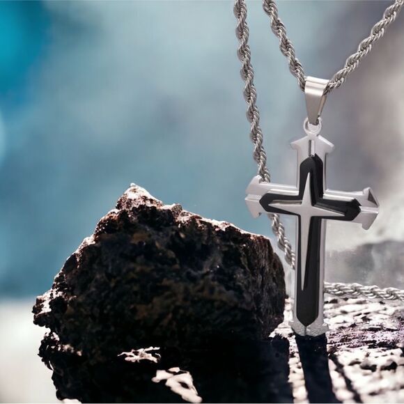 Men’s Necklace l 2” Cross Pendant l Stainless Steel l 24” Rope Chain l New - Picture 1 of 7
